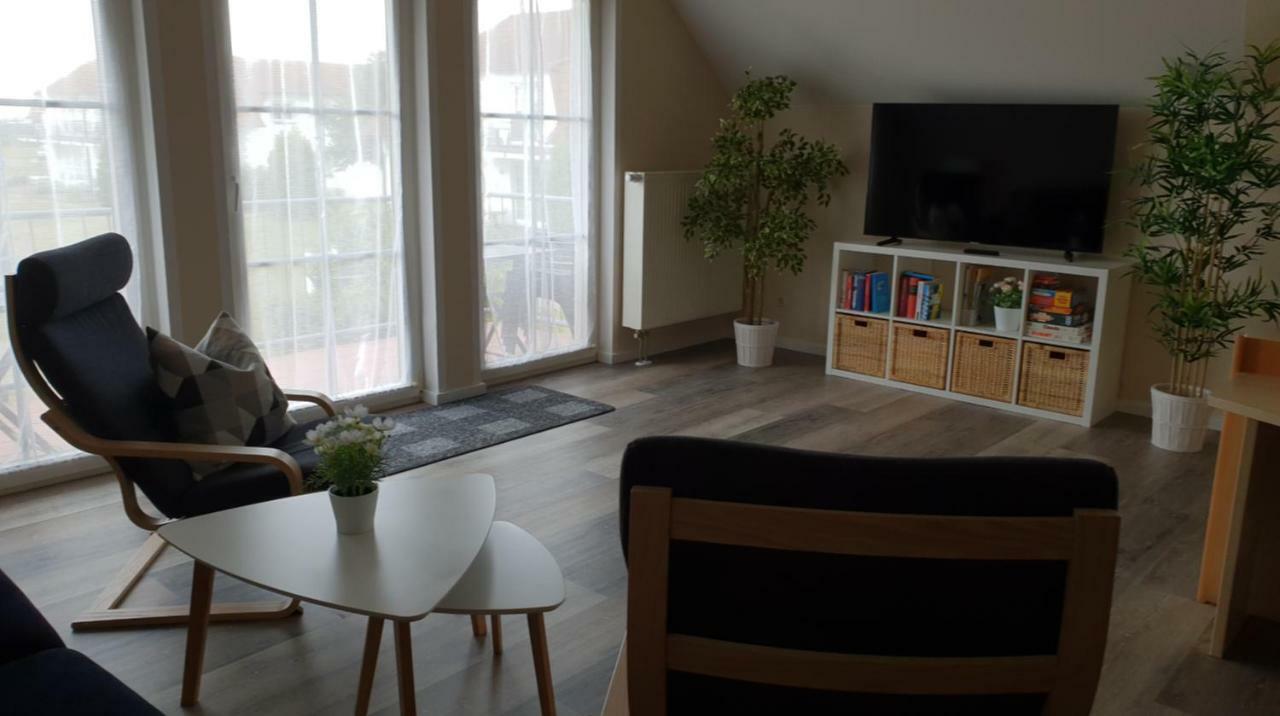 Ferienapartment Wiese & Meer Auf Ruegen Neddesitz Exterior foto